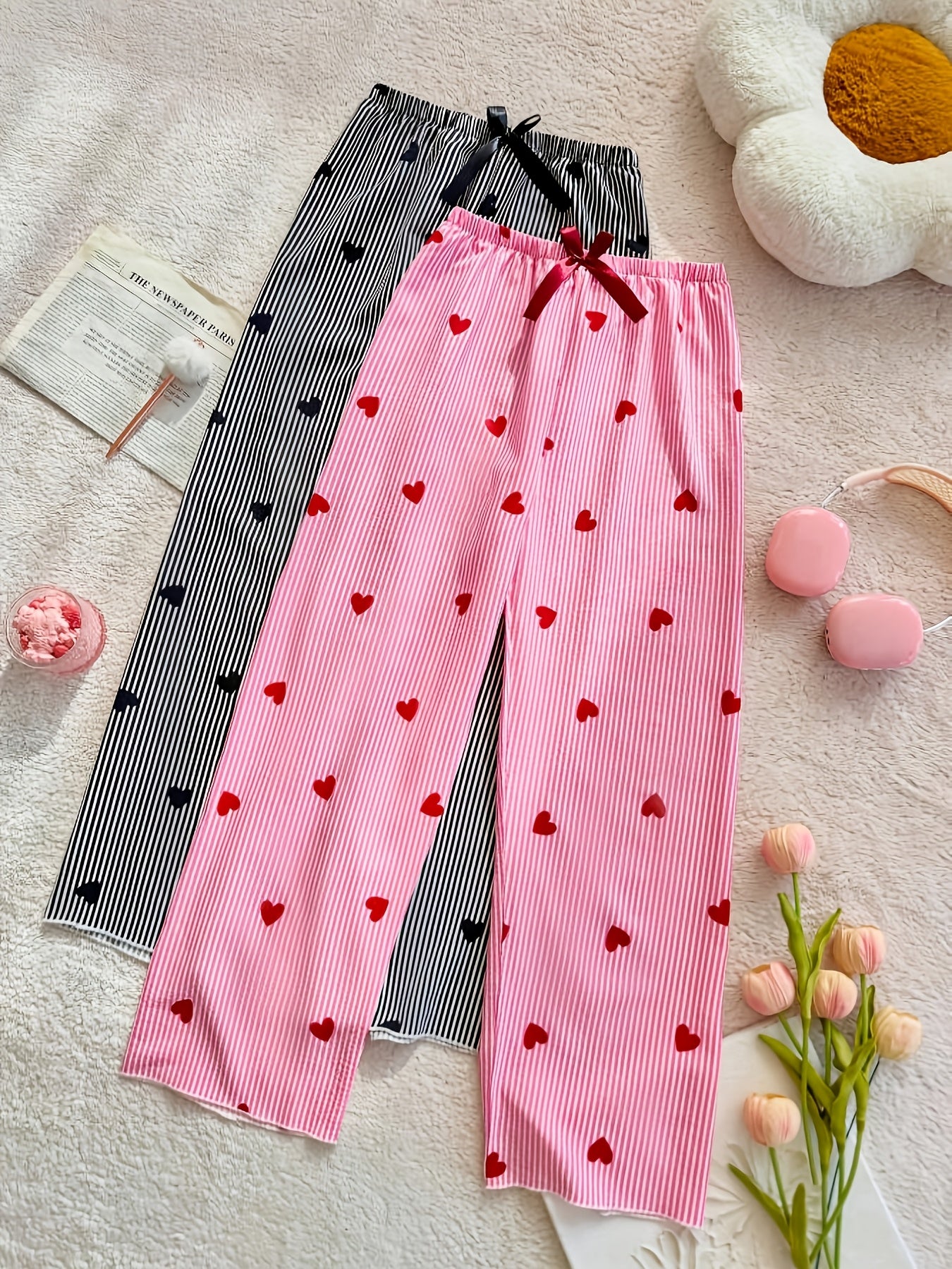 Pack of 2 Black And Pink Lining Hearts Printed Plazzo Set