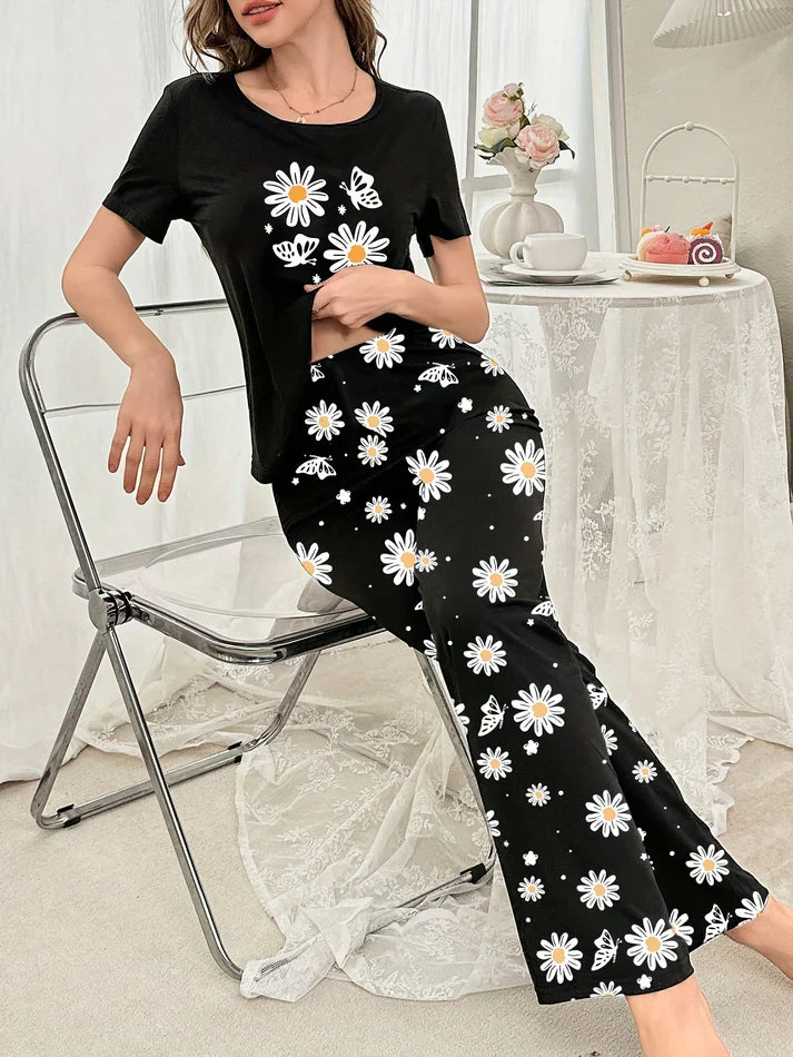 Black Sunflower Half Sleeves Printed Tshirt and Pajama
