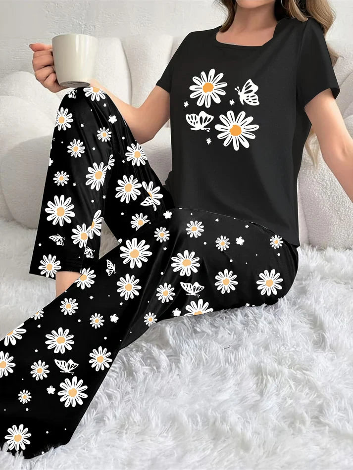 Black Sunflower Half Sleeves Printed Tshirt and Pajama