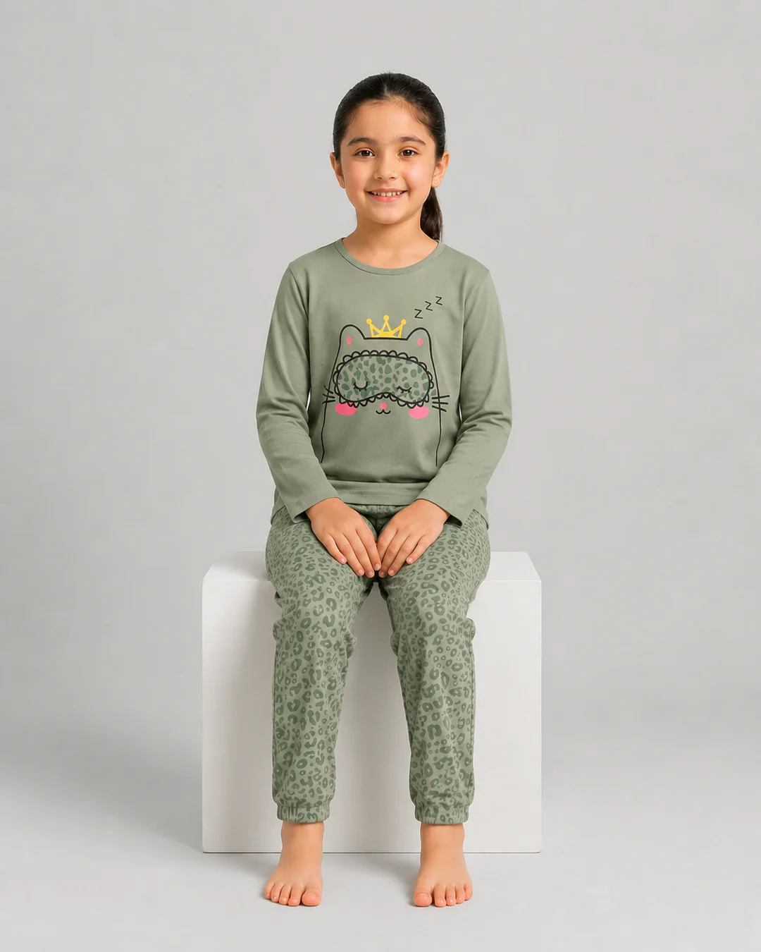 Green Sleepy Cat Pajama Set